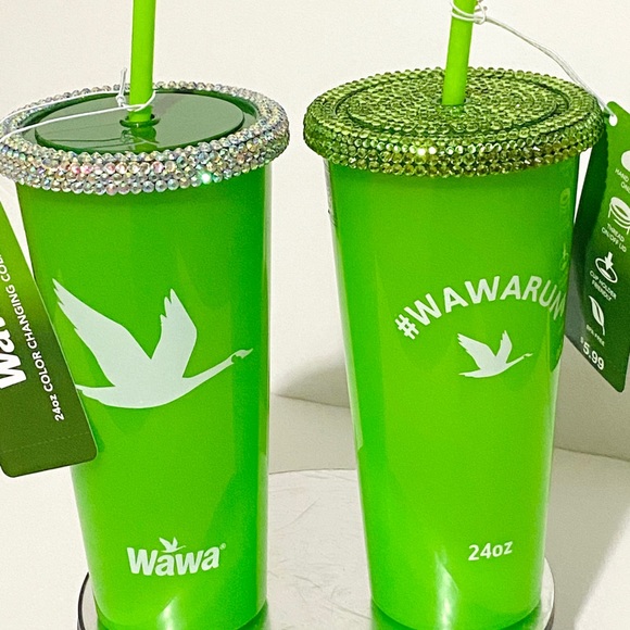 Rhinestone Wawa Green Color Changing Cold Cup - Picture 2 of 5